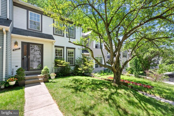 Property Photo: 4731 Leyden Way MD 21042