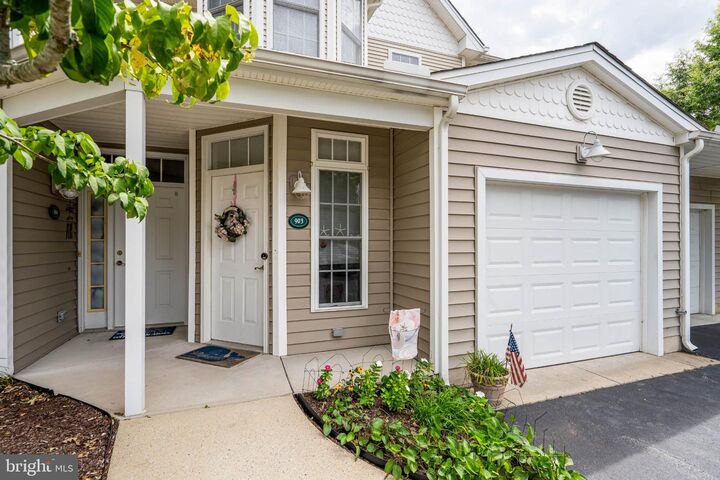 Property Photo:  900 Stoney Brook Circle 903  DE 19971 