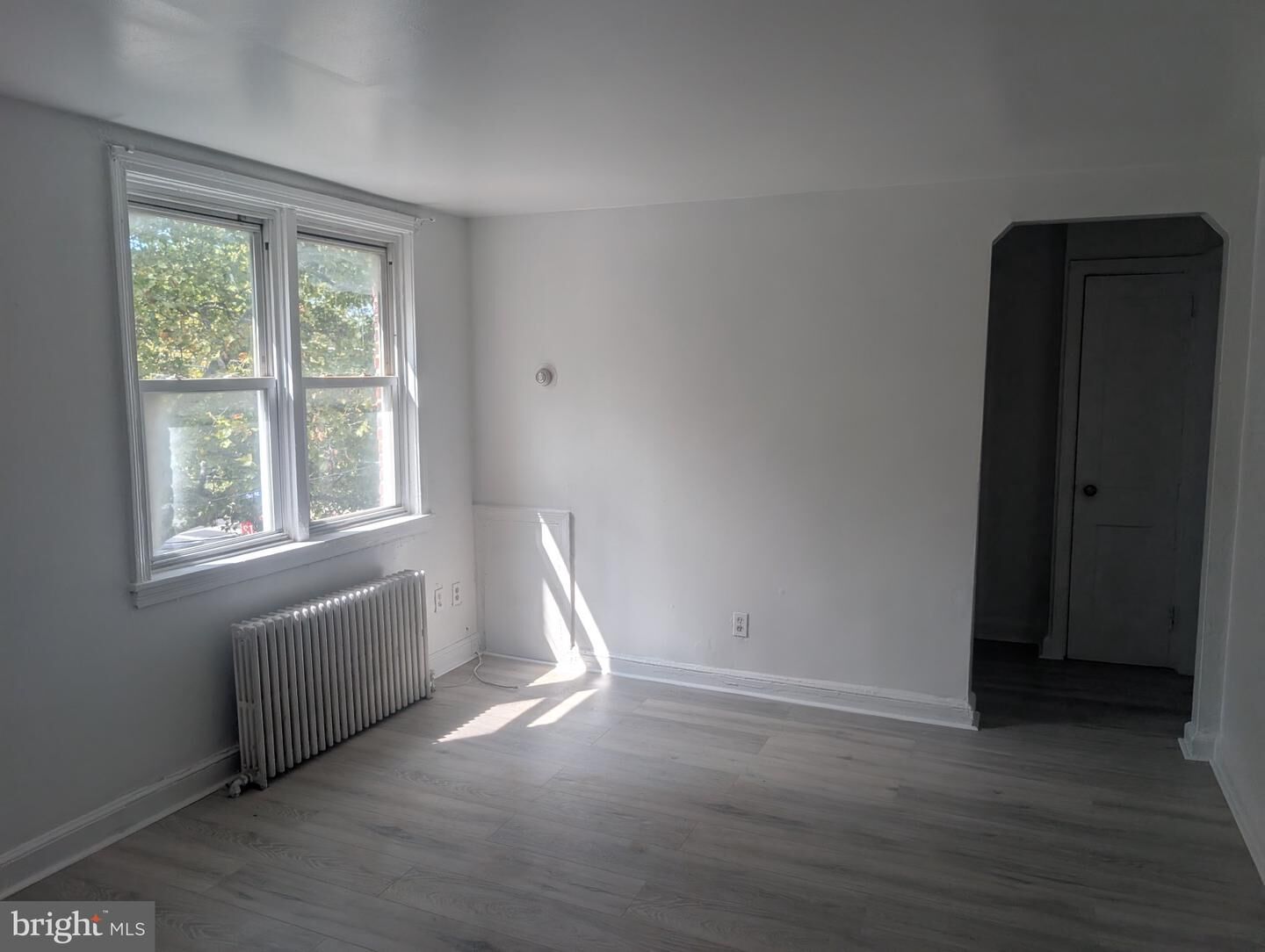 Property Photo:  506 Pfeiffer Street 2  NJ 08105 