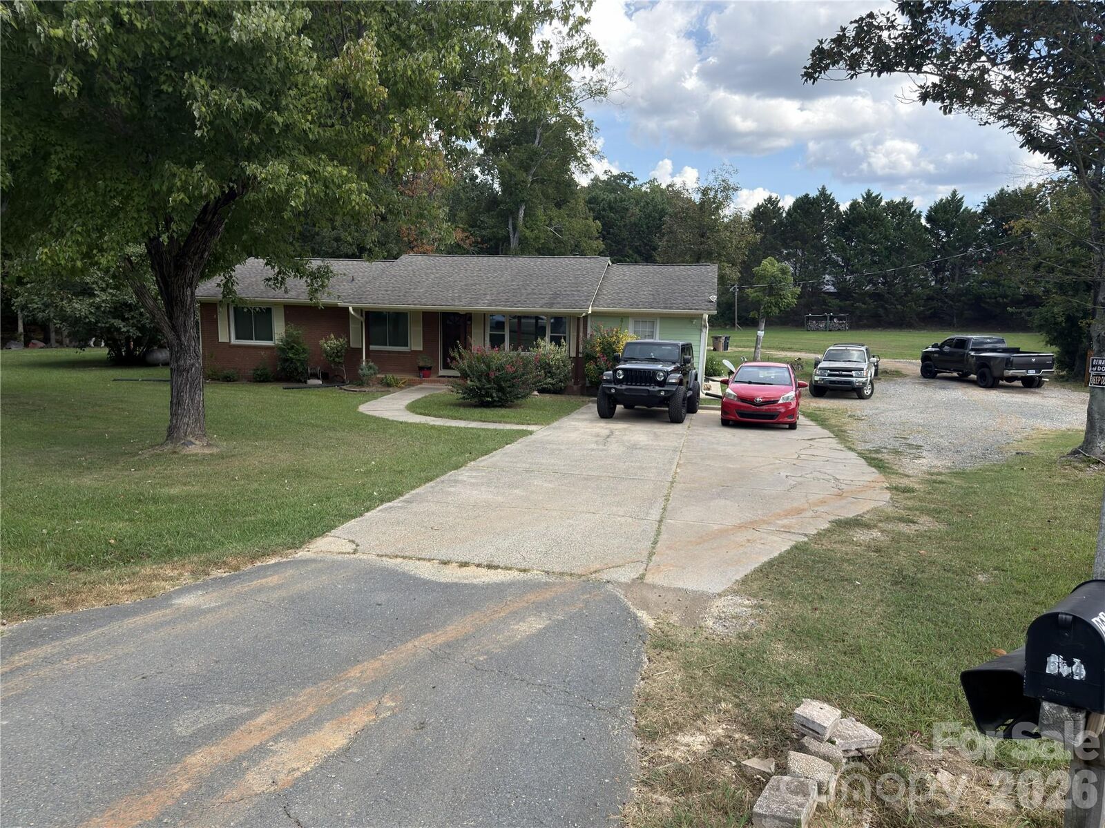 Property Photo:  604 Allen Way  NC 28079 