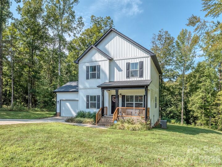 Property Photo: 294 Bluegill Lane NC 28625