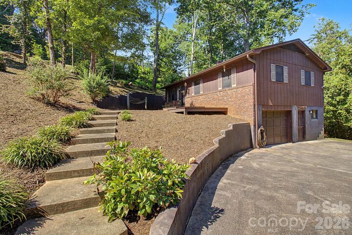 Property Photo: 21 Coffey Circle NC 28806
