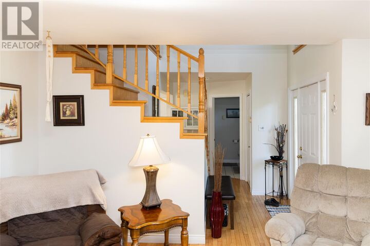 Property Photo: 12 Lakeview Place NL A0G 2G0