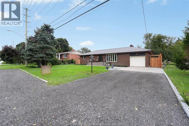 Property Photo:  825 Morton Drive  ON N9J 3V3 