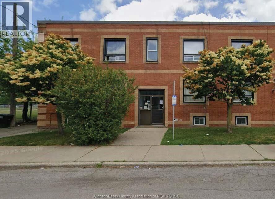 Property Photo: 1286 Parent Avenue 3 ON N8X 4J2