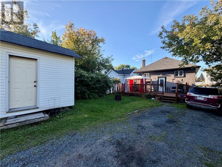 Property Photo: 587 Elm Street ON P3C 1W7