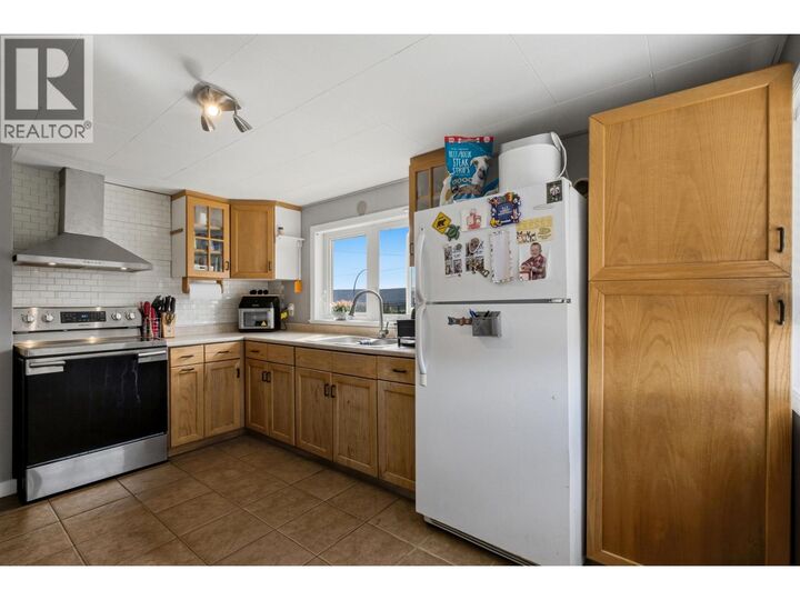 Property Photo:  2014 Mackenzie Avenue  BC V2G 1P3 