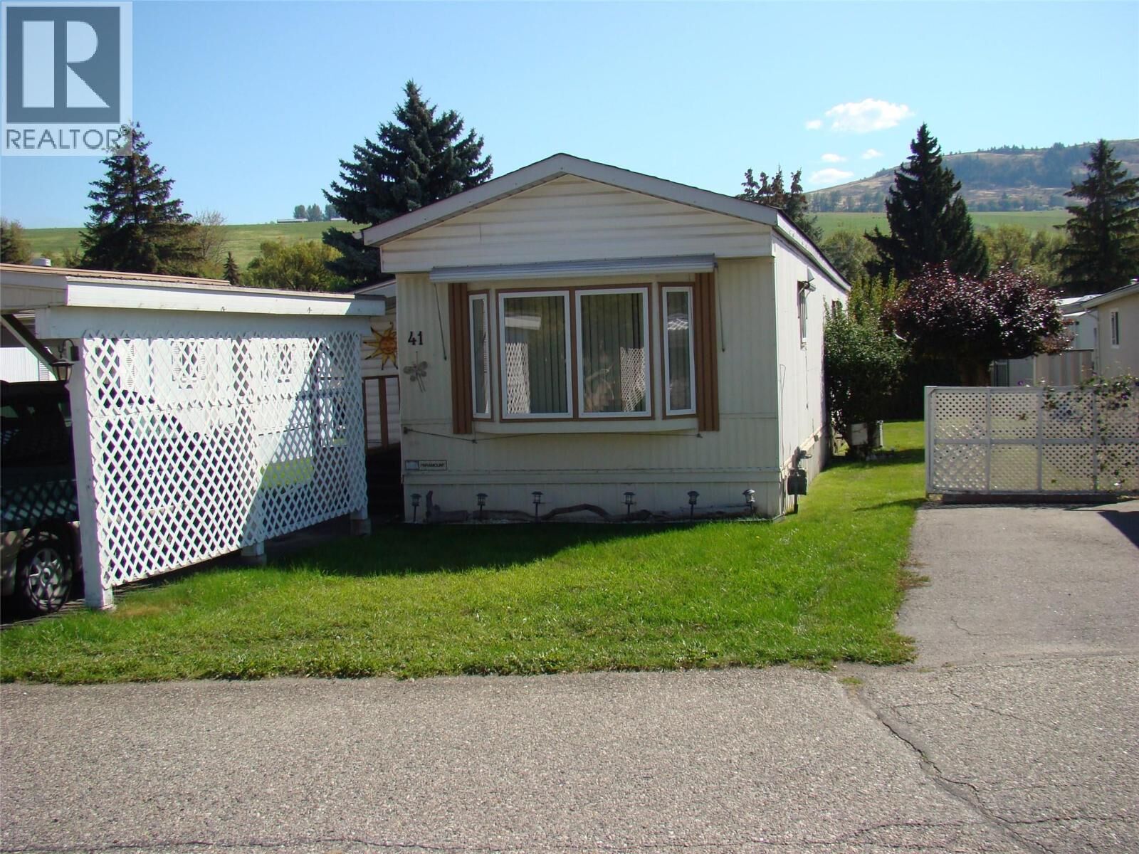 Property Photo: 5484 25 Avenue 41 BC V1T 7A8