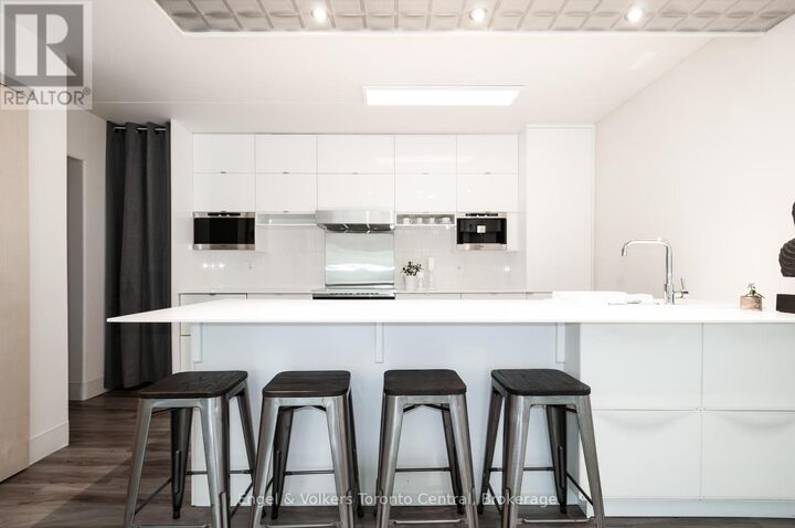 Property Photo:  19 Dawson Drive 50  ON L9Y 5B4 