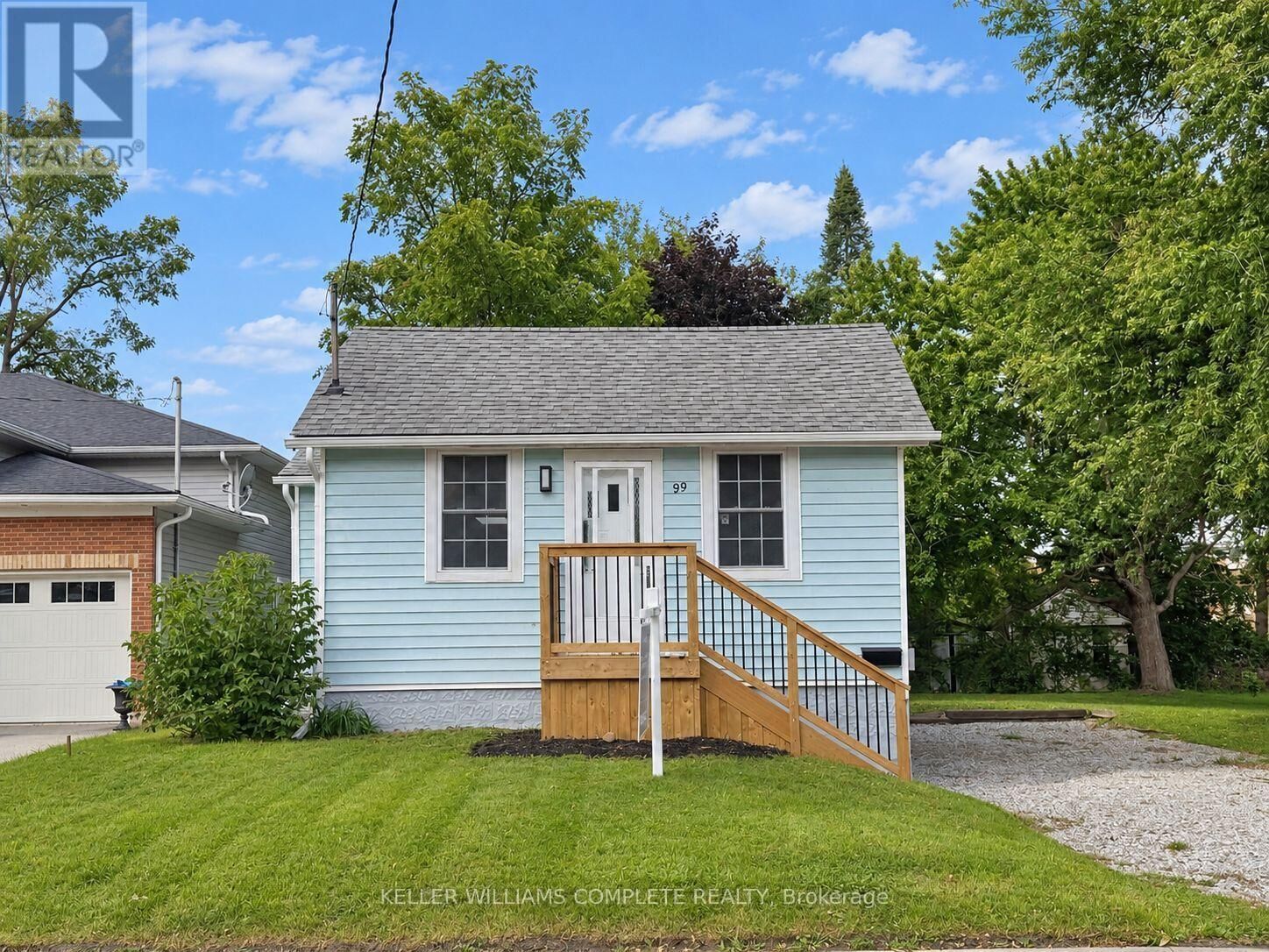 Property Photo:  99 Bunting Road  ON L2P 3G8 