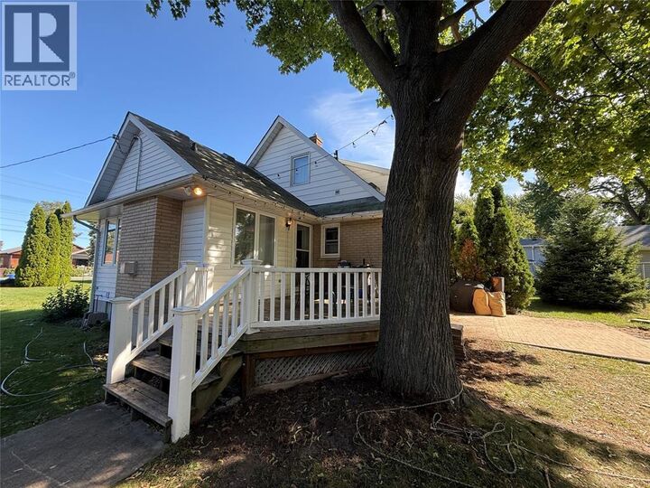 Property Photo:  881 Michigan Avenue  ON N7V 1L7 