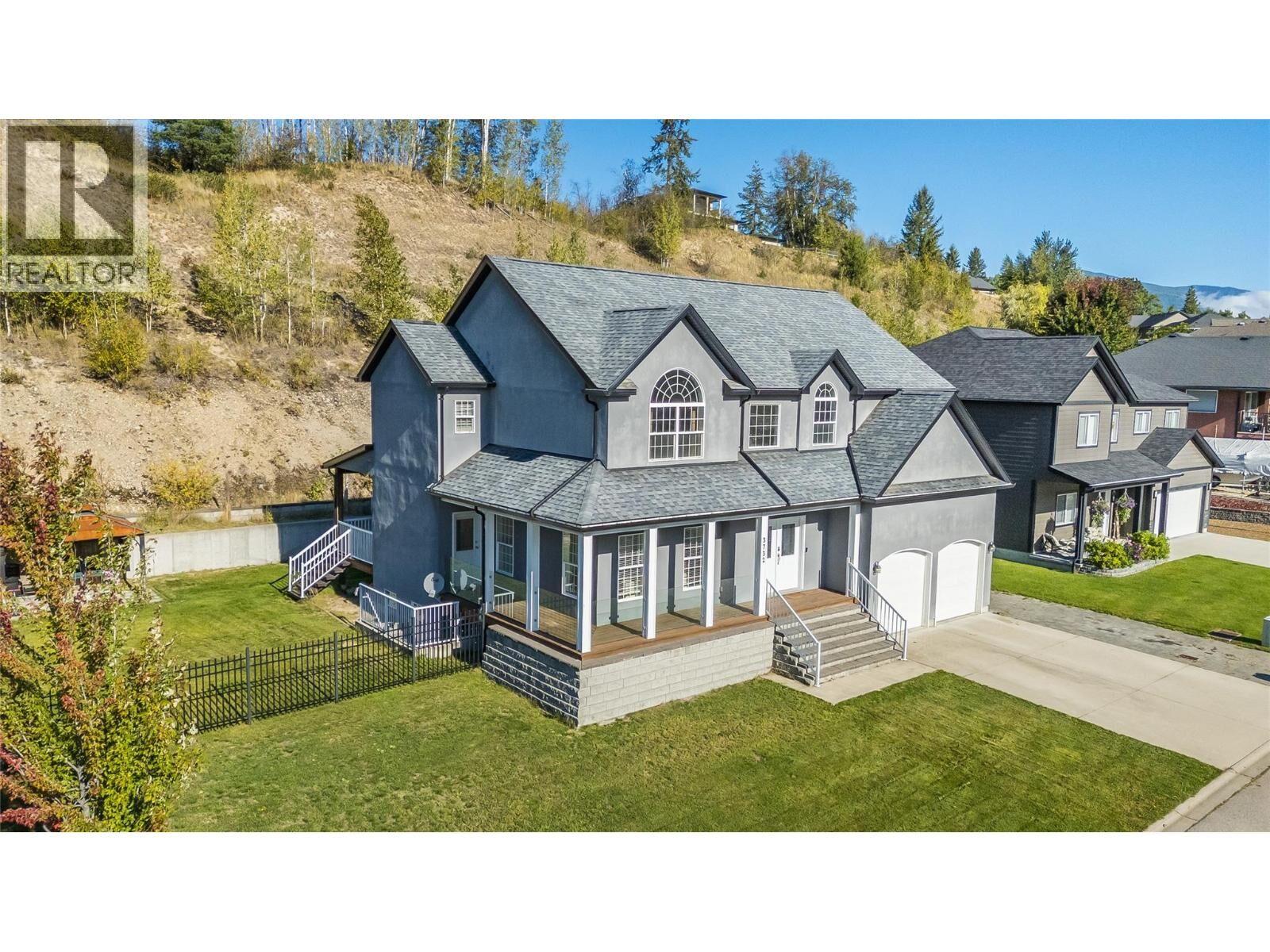 Property Photo:  3732 5th Avenue  BC V1N 4Y4 
