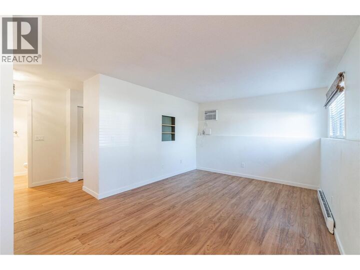 Property Photo: 555 Dalgleish Drive 106 BC V2C 6C7
