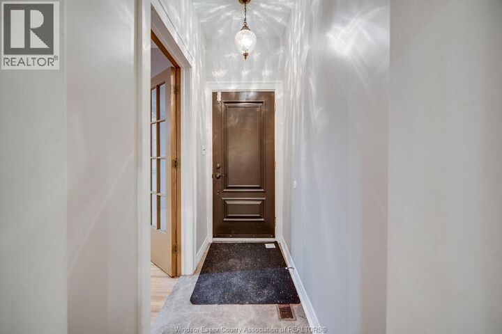 Property Photo:  1346 Parent Avenue Main Floor  ON N8X 4J3 