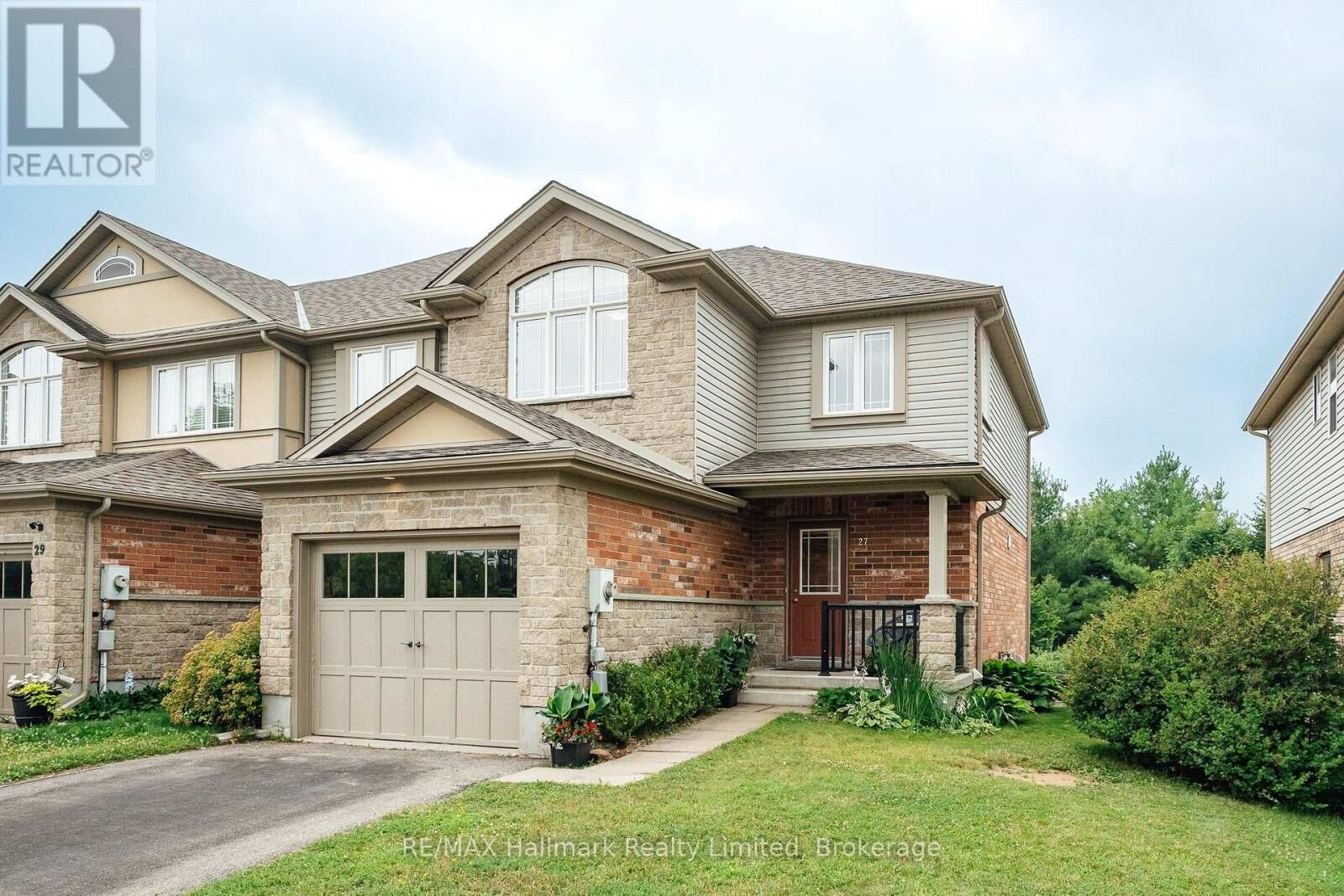 Property Photo:  27 Wilkie Crescent  ON N1L 0B1 