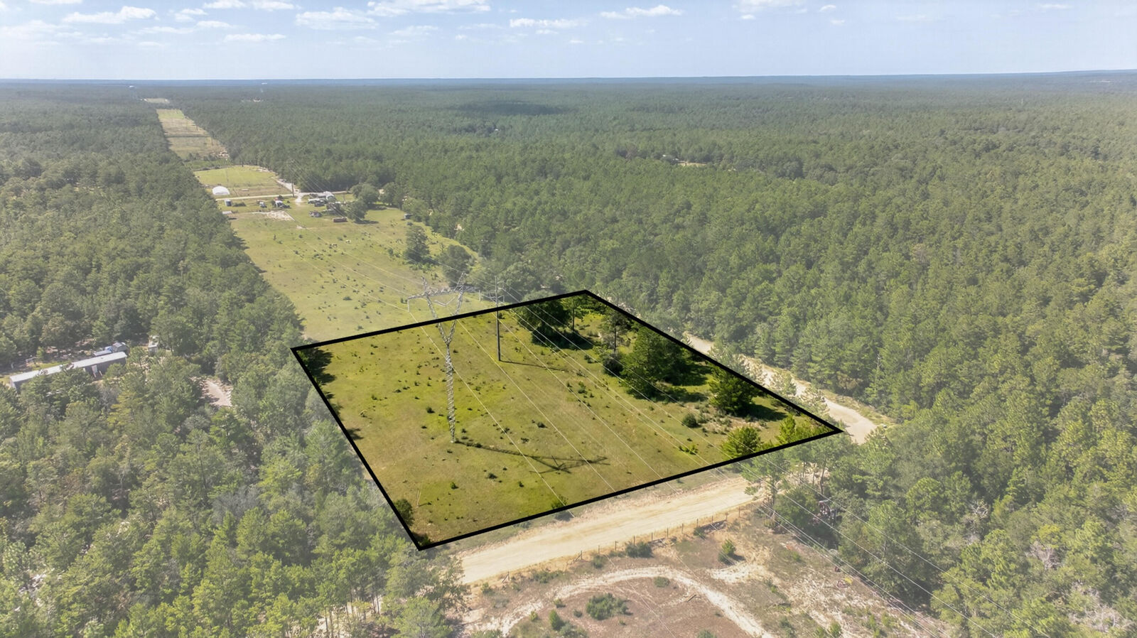Property Photo:  5298 Colt Drive  FL 32539 
