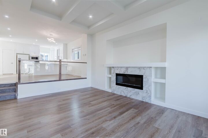 Property Photo:  6047 180 Avenue NW  AB T5Y 3W9 
