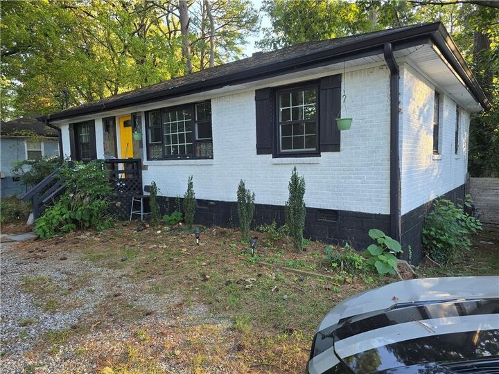 Property Photo: 2873 Gresham Road GA 30316