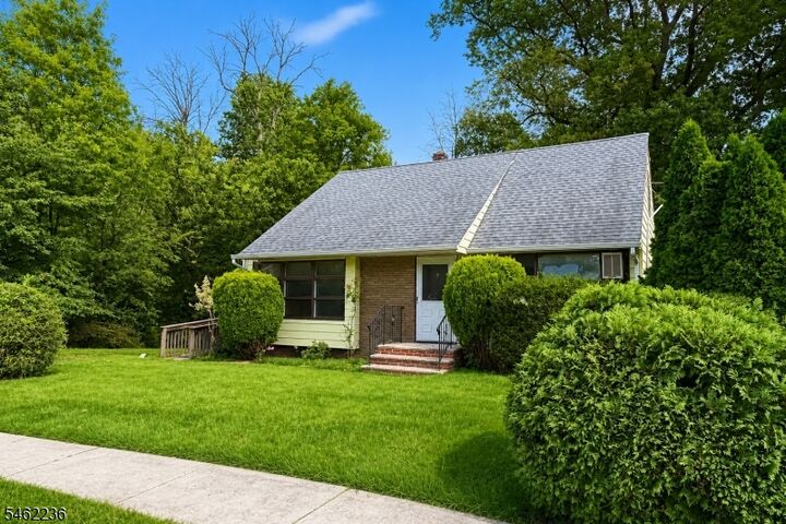 Property Photo: 77 Independence Dr NJ 07203