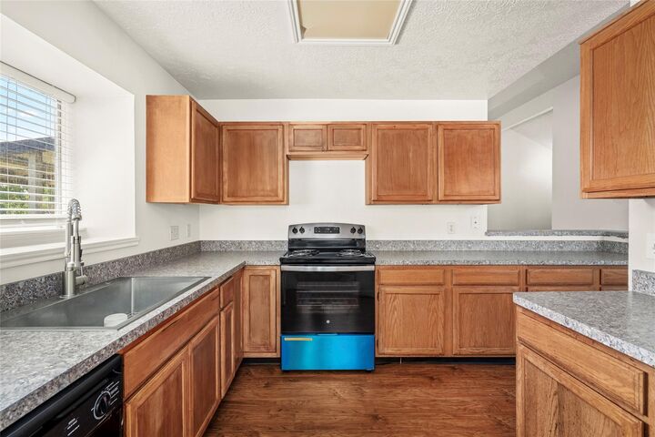 Property Photo: 7006 Tara Blue Ridge Drive TX 77469