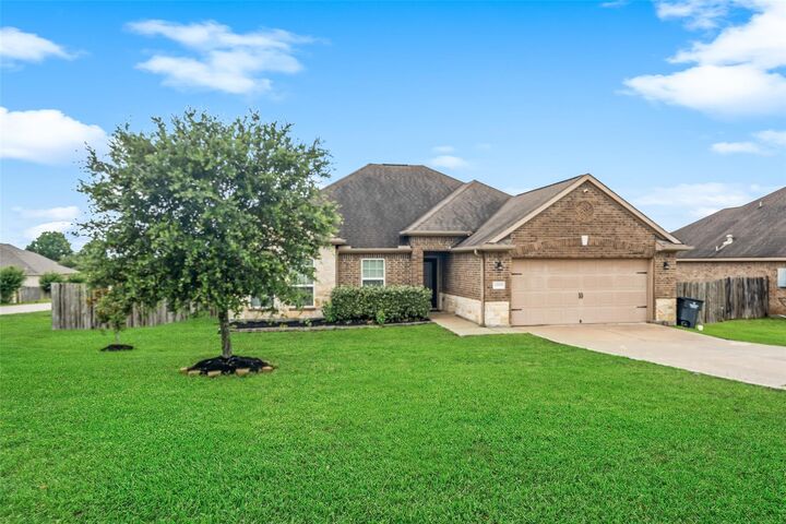 Property Photo: 18856 Atascosa Trail TX 77355