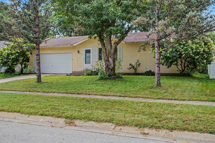 Property Photo: 630 Garden Road IA 50010