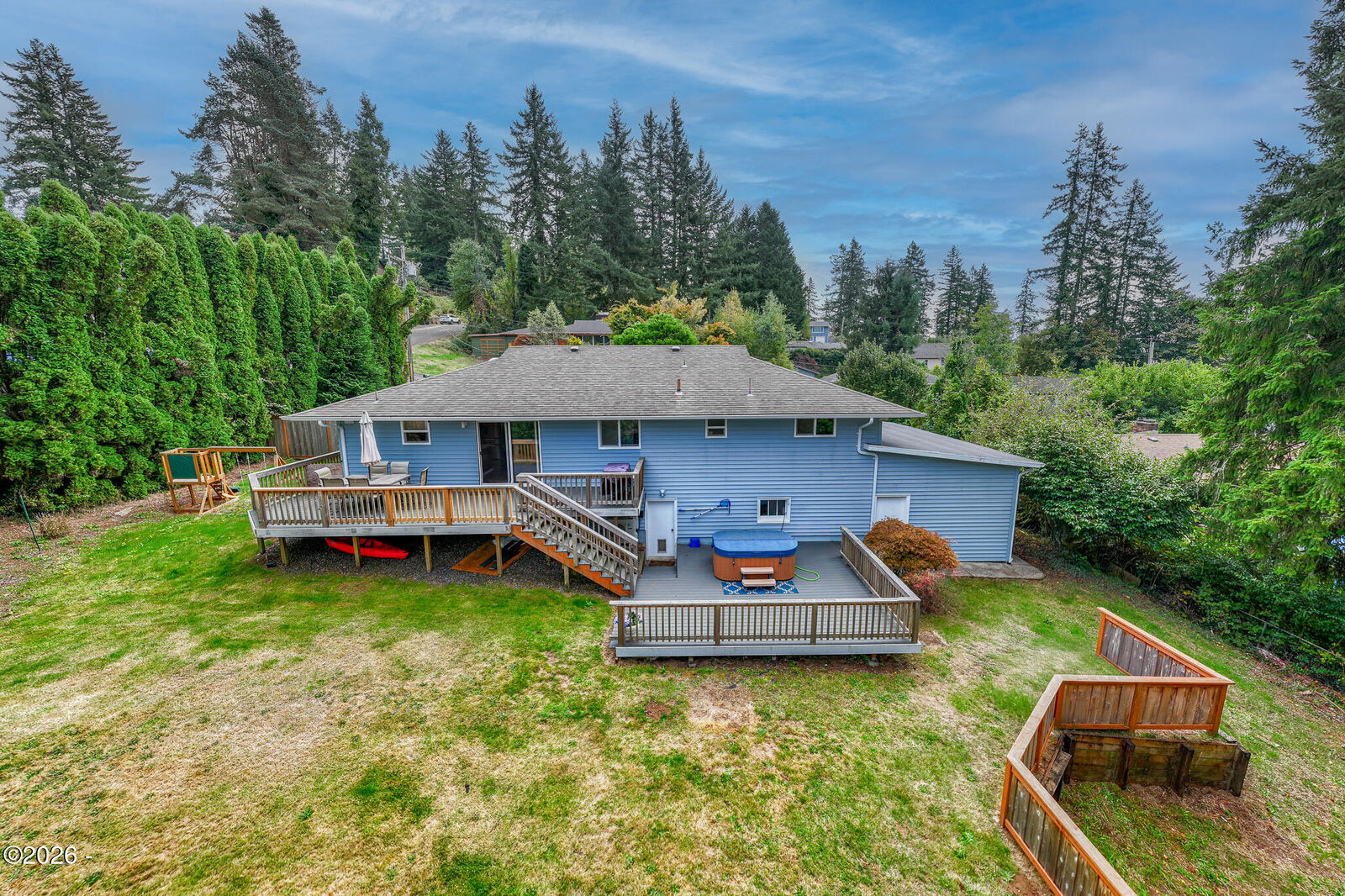 Property Photo: 1648 SE Alder Ln Drive OR 97391