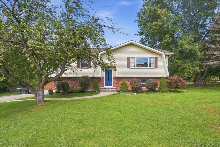 Property Photo:  94 Booth Road  NY 10918 