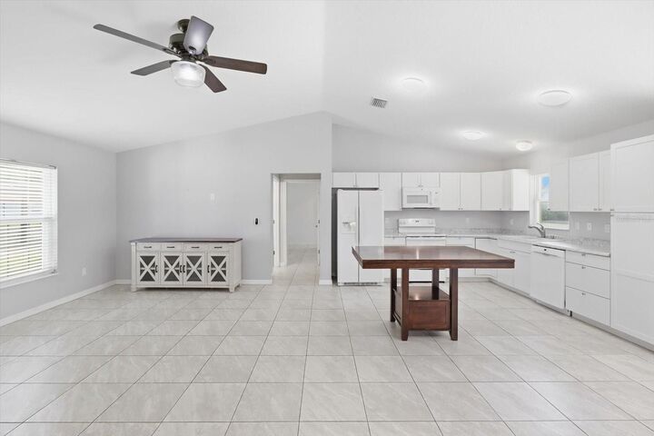 Property Photo:  8372 SE 156th Street  FL 34491 
