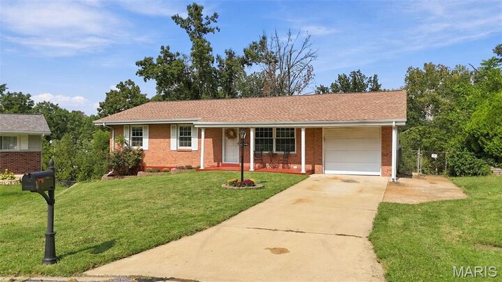 Property Photo: 4303 Martyridge Court MO 63129
