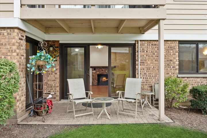 Property Photo: 472 Lambert Drive D1 IL 60193