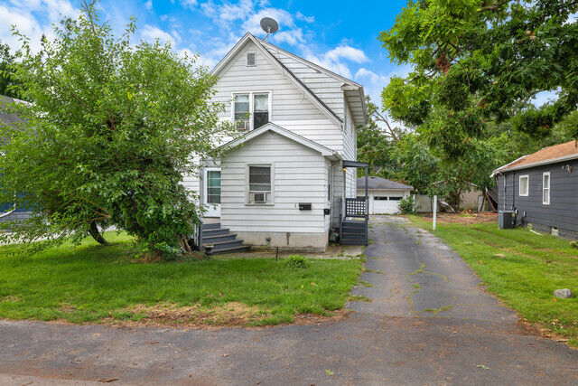 Property Photo: 36 N Glenwood Avenue IL 60425