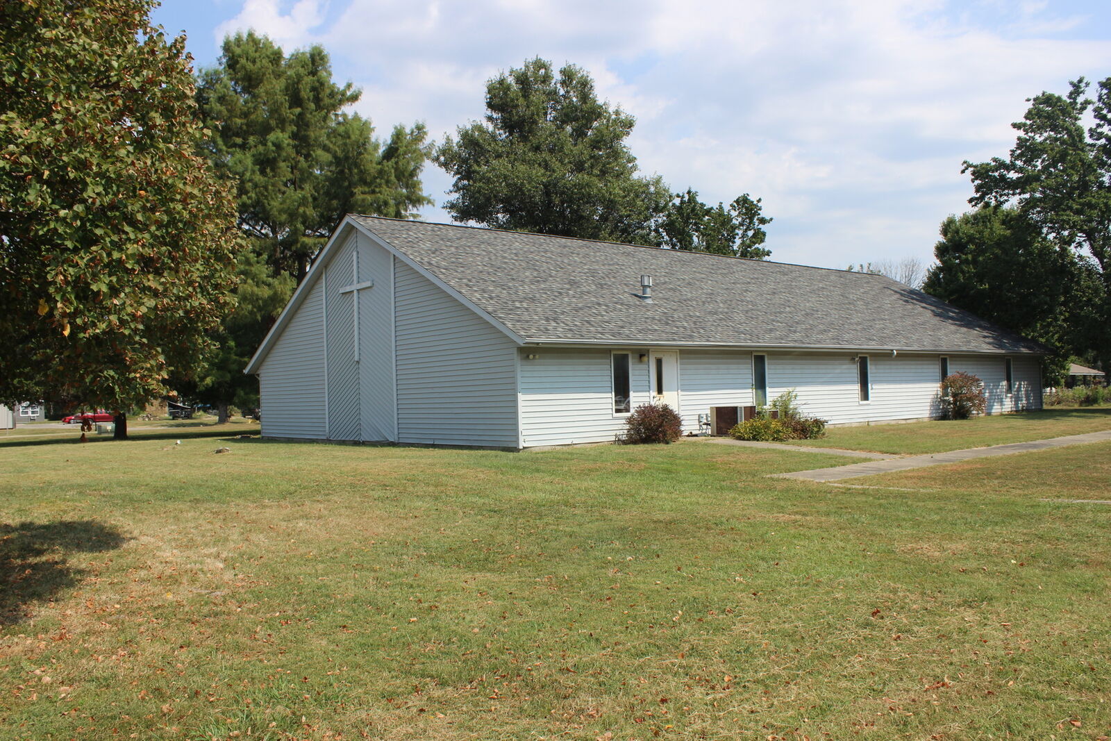 Property Photo: 321 Country Club Lane IL 62801