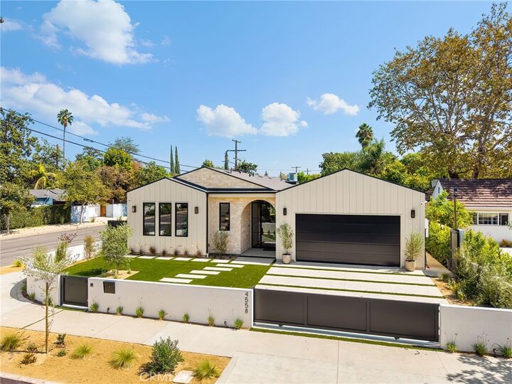 Property Photo:  4558 Allott Avenue  CA 91423 