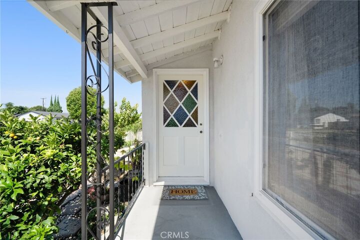 Property Photo:  6221 Choctaw  CA 92683 