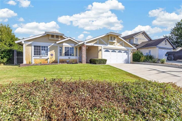 Property Photo:  35640 Avenue H  CA 92399 