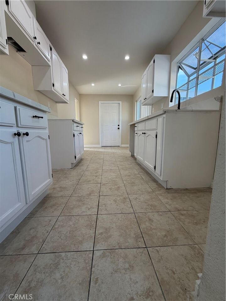 Property Photo:  364 W Rosewood Street  CA 92376 