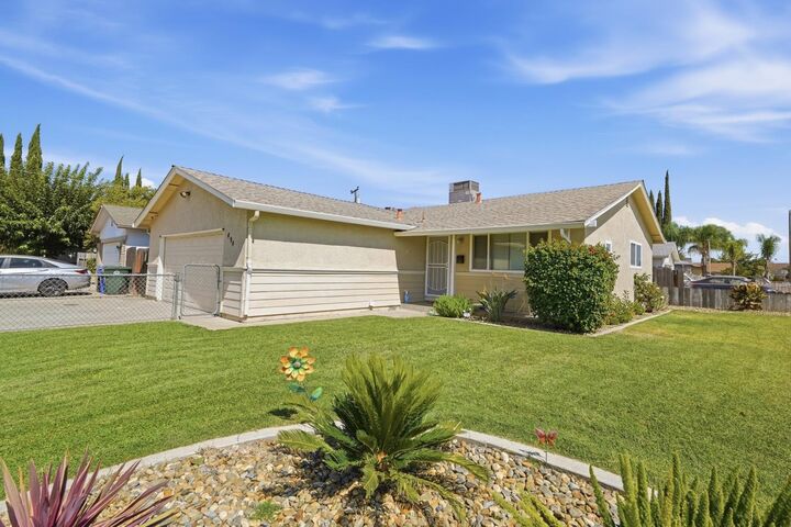 Property Photo: 494 Ore Street CA 95336