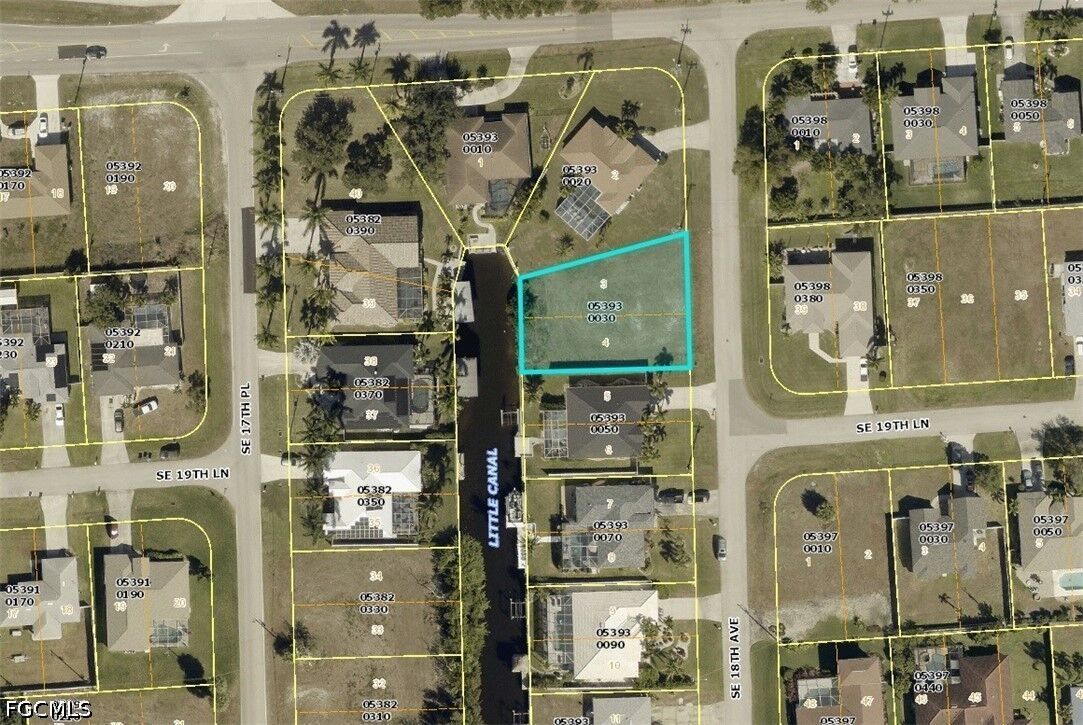 Property Photo:  1920 SE 18th Avenue  FL 33990 