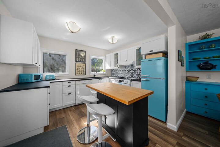 Property Photo:  3208 Glendale Road  NS B3L 3S3 