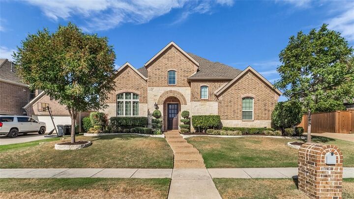 Property Photo:  900 Blue Ridge Drive  TX 75078 