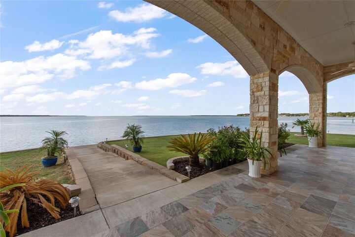 Property Photo: 241 Loon Bay Drive TX 75156