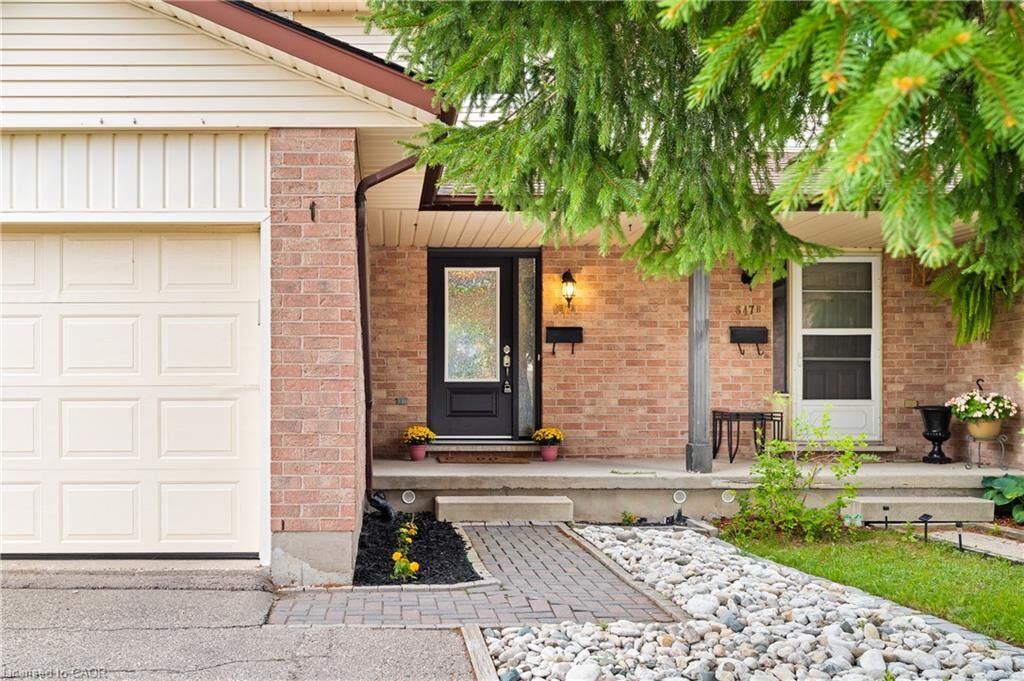 Property Photo: 647 Pinerow Crescent A ON N2T 2K5