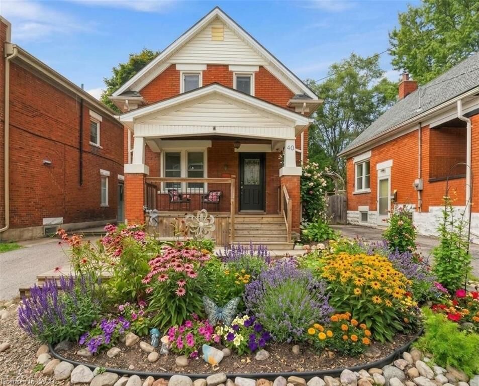 Property Photo: 40 Guelph Street ON N2H 5W8