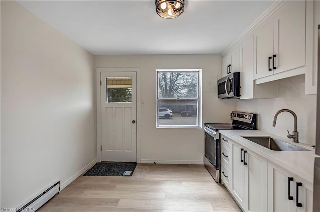 Property Photo:  1887-1889 Wavell Street  ON N5W 2E3 