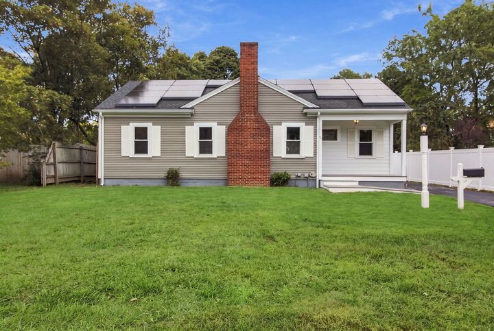 Property Photo:  18 Murphy Rd  MA 02601 
