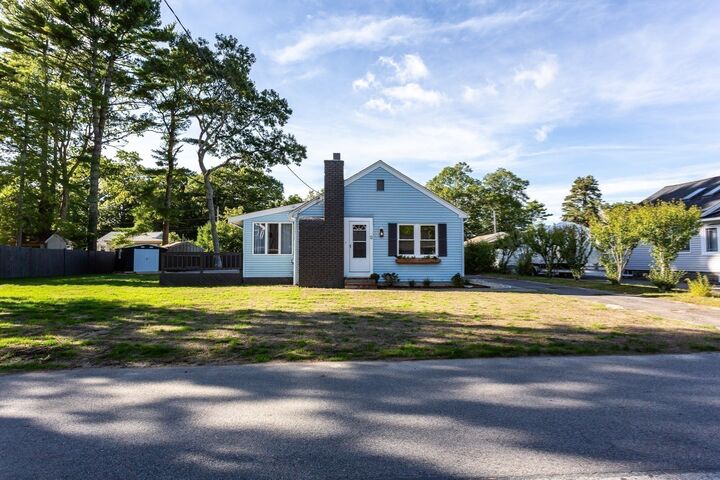 Property Photo: 13 Datewood St MA 02571