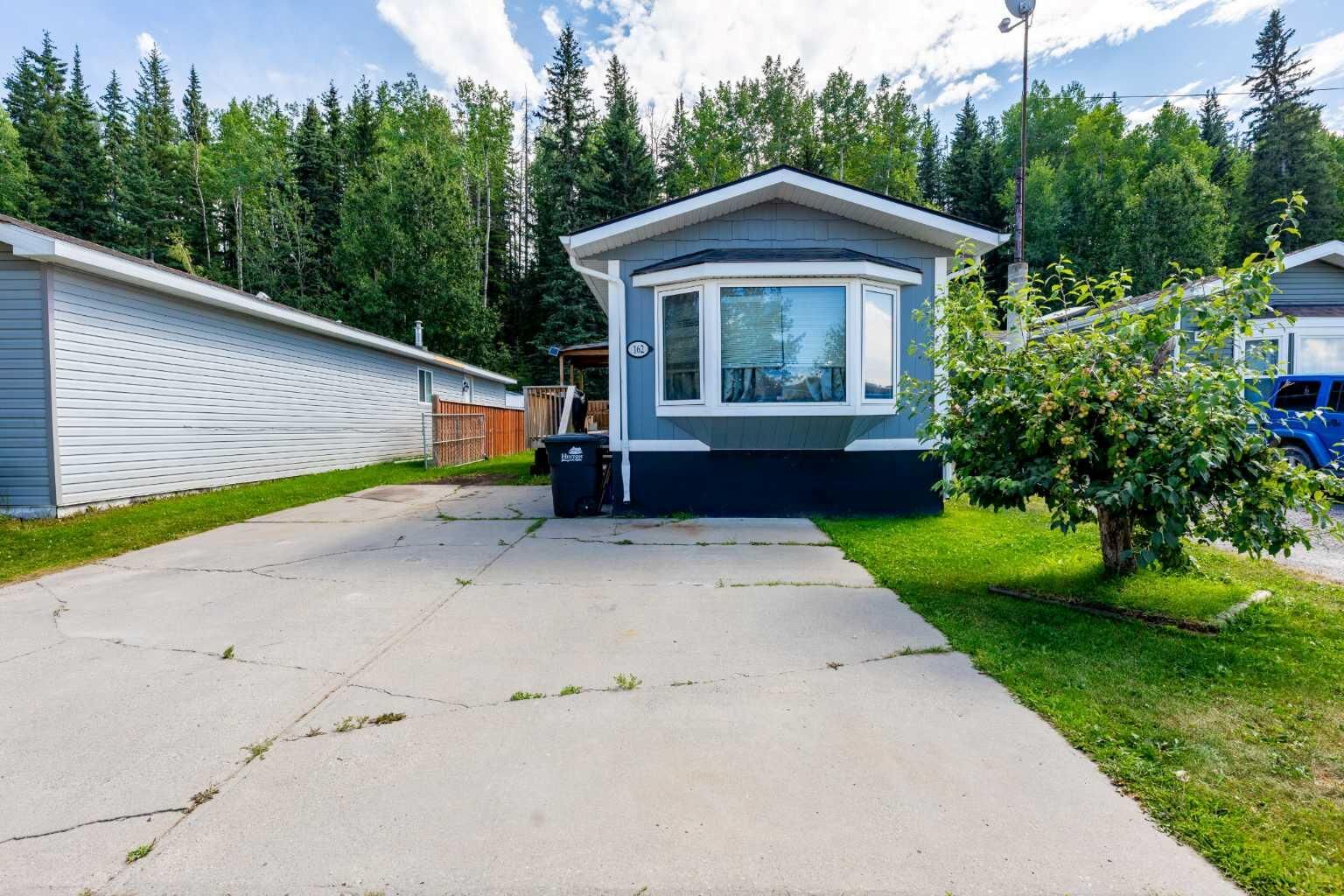 Property Photo: 162 Skogg AB T7V 1A5