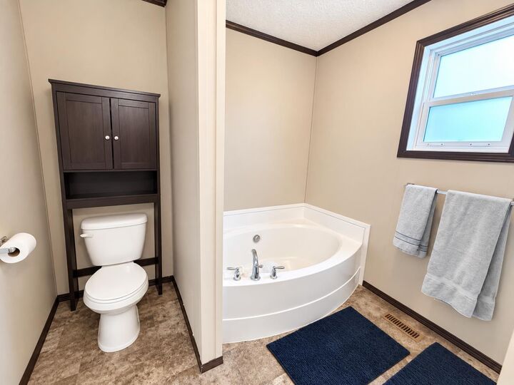 Property Photo:  848 4 Avenue 307  AB T9W 1V6 