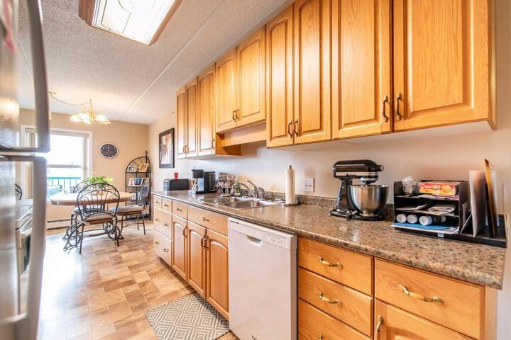 Photo de la propriété:  848 4 Avenue 307  AB T9W 1V6 